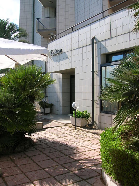 Hotel Neptunus Nettuno Exteriör bild